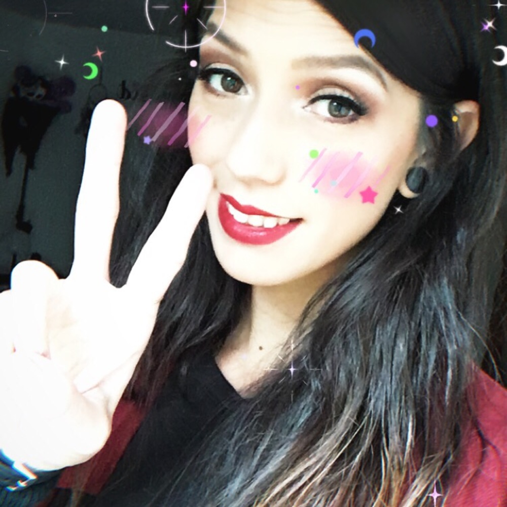 Meet your Posher, Brandi! Back from a hiatus! 💖